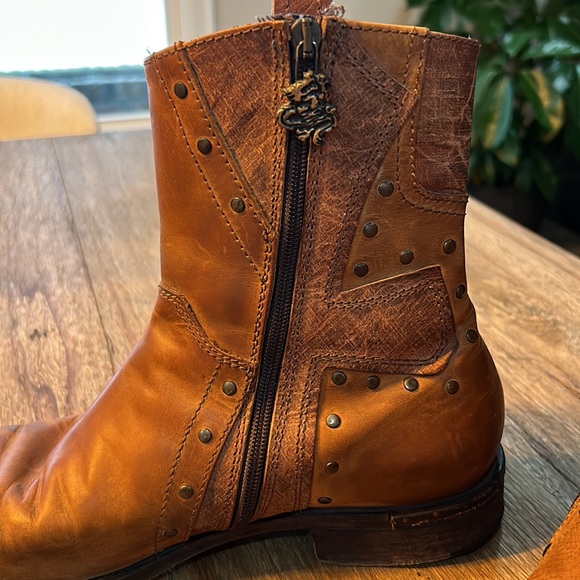 Mark Nason Rock Never Dies Boot - Picture 6 of 16